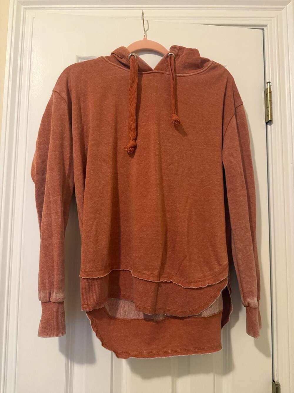 Ocean Drive Pullover Hoodie Size M Terracotta Mineral Wash Raw Hem